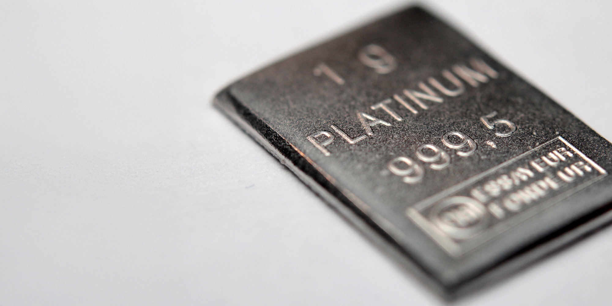Platinum-2000×1000